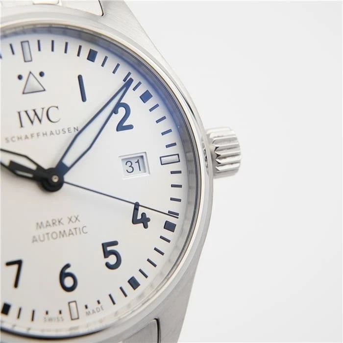IWC PILOT'S WATCH - 4