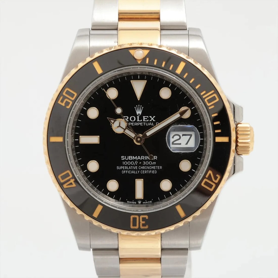 ROLEX SUBMARINER DATE BLACK DIAL WATCH: Rolex Submariner Date Black Dial Watch Brand: Rolex Type: Wristwatch Material: SS×YG Color: Dial Color Black Size: Case:W1.6 x H1.6inch / W41 x H41Circumference of Wrist:6.9inch / 17.5 Accessories
