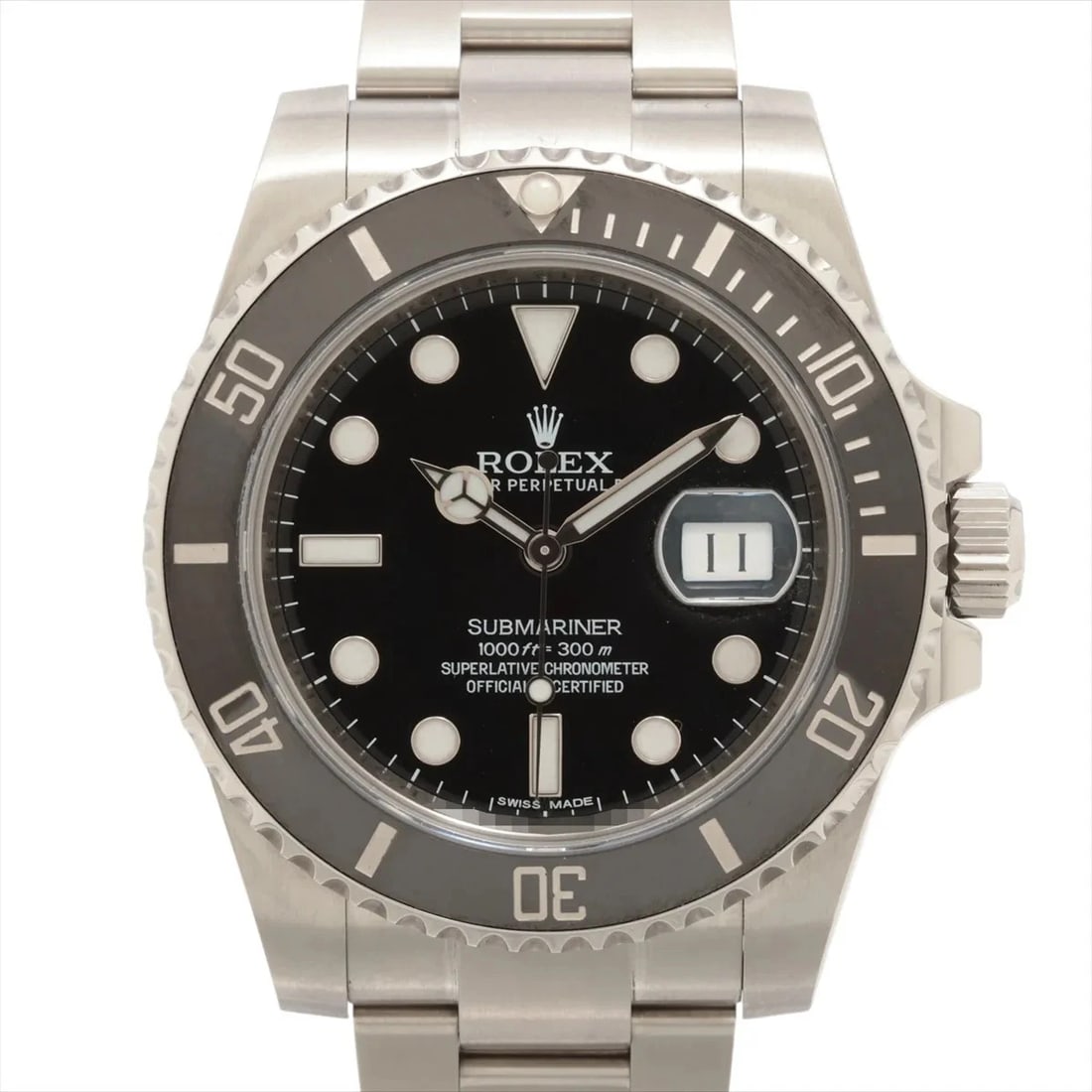 ROLEX SUBMARINER DATE BLACK DIAL WATCH: Rolex Submariner Date Black Dial Watch Brand: Rolex Type: Wristwatch Material: SS Color: Dial Color Black Size: Case:W1.6 x H1.6inch / W40 x H40Circumference of Wrist:7.5inch / 19 Accessories: Non