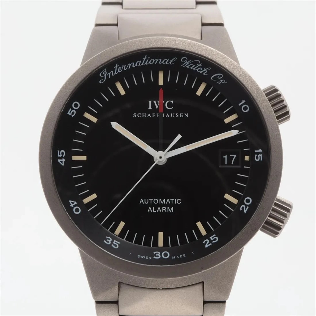 IWC SCHAFFHAUSEN BLACK DIAL WATCH: IWC Schaffhausen Black Dial Watch Brand: IWC Type: Wristwatch Material: TI Color: Dial Color Black Size: Case:W1.6 x H1.6inch / W40 x H40Circumference of Wrist:6.3inch / 16 Accessories: None <