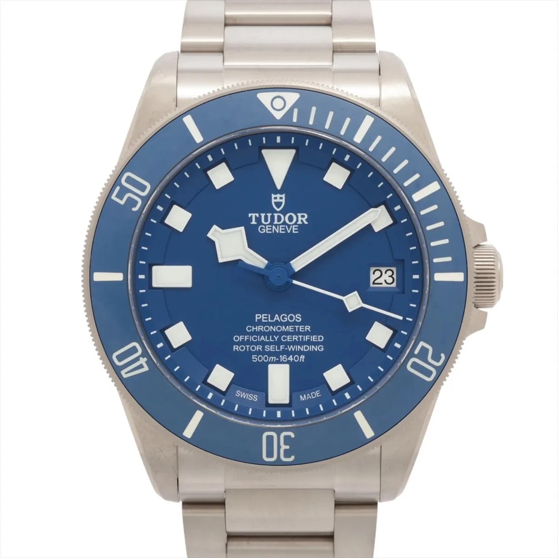 TUDOR PELAGOS BLUE DIAL WATCH: Tudor Pelagos Blue Dial Watch Brand: Tudor Type: Wristwatch Material: TI Color: Dial Color blue Size: Case:W1.6 x H1.6inch / W42 x H42 Circumference of Wrist:7.1inch / 18 Accessories: None