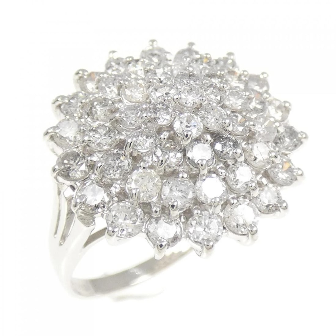 PT900 DIAMOND RING: PT900 Diamond Ring Brand: Unbranded Type: Diamond Ring Material: Platinum900, Main Stone/Creation natural Color: platinum Size: US 6 1/2 Accessories: None Accessories Notice: When purchasi