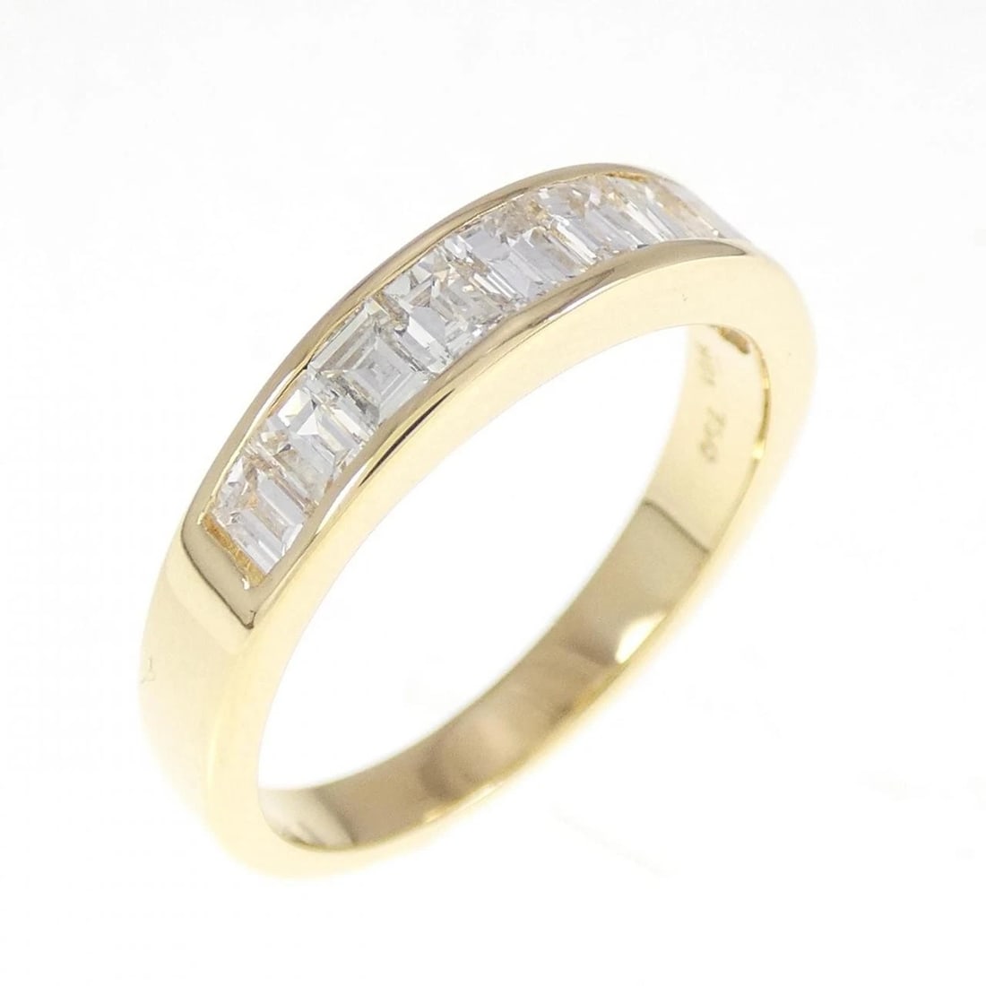 750YG DIAMOND RING: 750YG Diamond Ring Brand: Unbranded Type: Diamond Ring Material: 18K Yellow Gold, Main Stone/Creation Natural Color: Yellow Gold Size: US 5 3/4 Accessories: None Accessories Notice: When purchasing