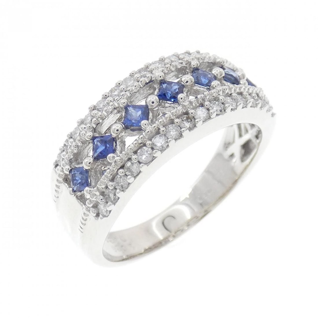 K18WG SAPPHIRE RING: K18WG Sapphire Ring Brand: Unbranded Type: Sapphire Ring Material: 18k White Gold, Main Stone/Creation Sapphire Secondary Stone Diamond Color: White Gold Size: US 7 1/4 Accessories: None Accessories