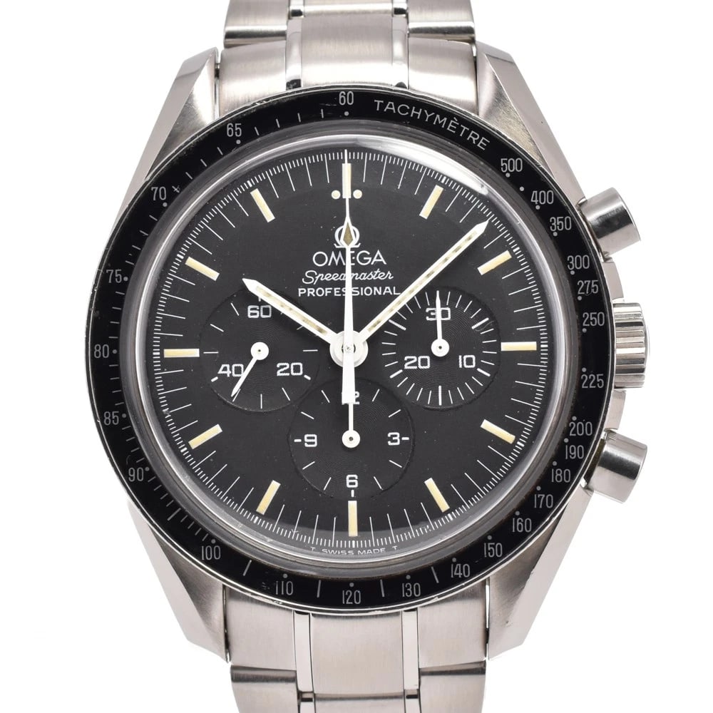 OMEGA SPEEDMASTER PROFESSIONAL WATCH: OMEGA Speedmaster Professional Watch Brand: OMEGA Type: Wristwatch Material: Case Material Stainless Steel, Band Material Stainless Steel Color: Case Color Silver, Dial Color black, Band color Silver 