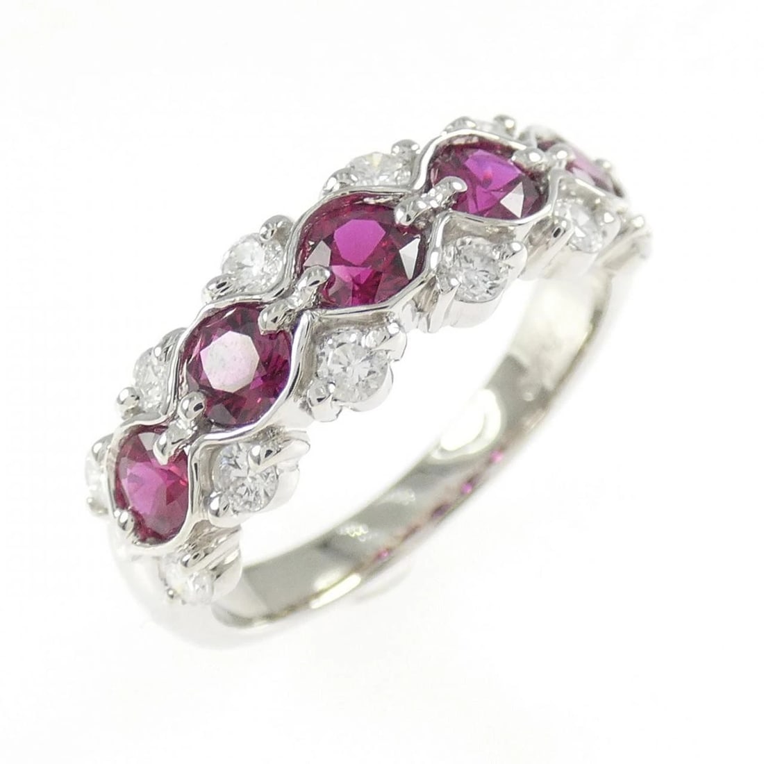 PT900 RUBY RING: PT900 Ruby Ring Brand: Unbranded Type: Ruby Ring Material: Platinum900, Main Stone/Creation RubySecondary Stone Diamond Color: Platinum Size: US 6 1/4 Accessories: None Accessories Notice: