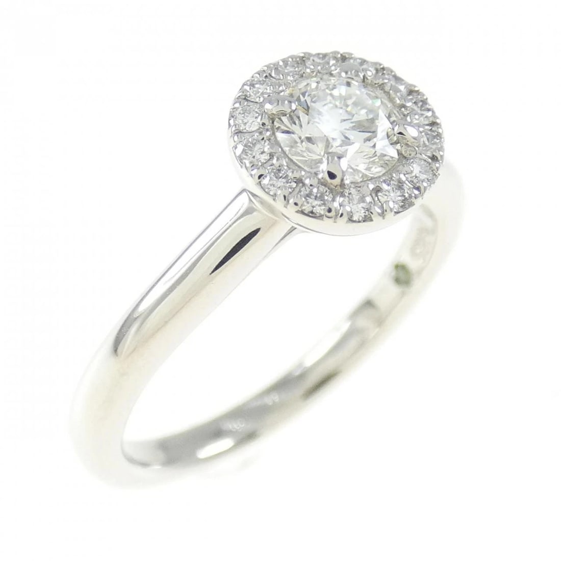 PT950 DIAMOND RING: PT950 Diamond Ring Brand: Unbranded Type: Ring With Certificate Material: Platinum950, Main Stone/Creation Natural Color: Platinum Size: US 4 Accessories: None Accessories Notice: When pur