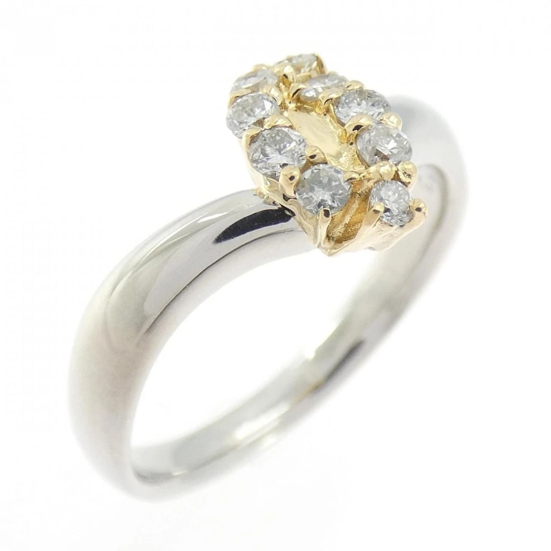 PT900/K18YG DIAMOND RING: PT900/K18YG Diamond Ring Brand: Unbranded Type: Diamond Ring Material: Platinum90018K Yellow Gold, Main Stone/Creation Natural Color: Platinum Yellow Gold Size: US 5 3/4 Accessories: None