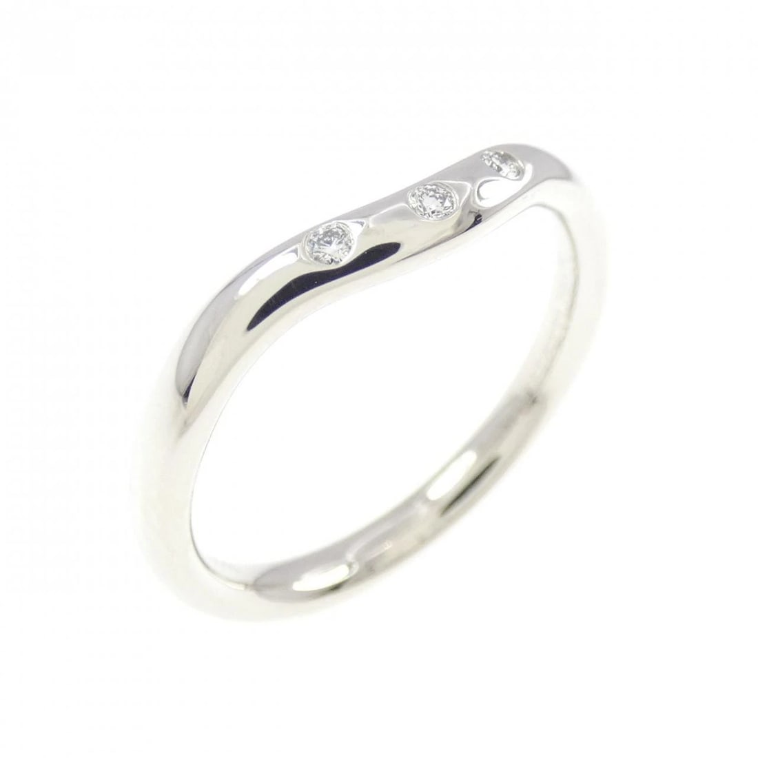 TIFFANY & CO. CURVED 3-PIECE RING: TIFFANY & Co. Curved 3-Piece Ring Brand: TIFFANY&Co. Type: Ring Material: Platinum950, Main Stone/Creation Natural Color: White Size: US 4 Accessories: None Accessories Notice: When purchasing