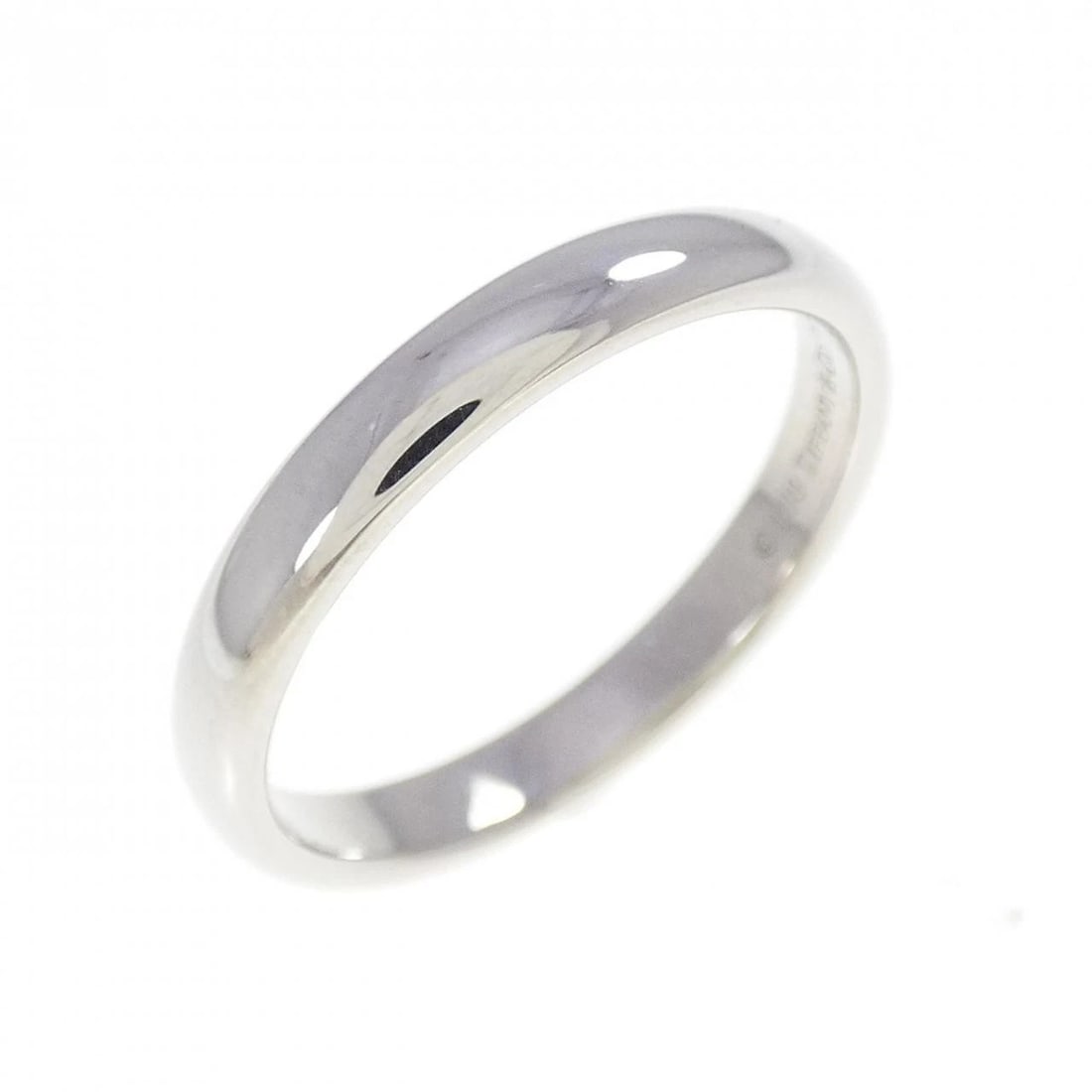 TIFFANY & CO. FOREVER WEDDING BAND RING: TIFFANY & Co. Forever Wedding Band Ring Brand: TIFFANY&Co. Type: Ring Material: Platinum950, Color: White Size: US 7 1/4 Accessories: None Accessories Notice: When purchasing pre-owned goods, please