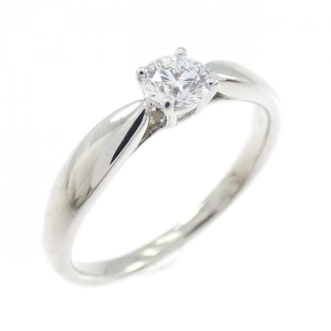 TIFFANY & CO. HARMONY RING: TIFFANY & Co. Harmony Ring Brand: TIFFANY&Co. Type: Ring Material: Platinum950, Main Stone/Creation Natural Color: White Size: US 4 1/2 Accessories: None Accessories Notice: When purchasing pre-owned