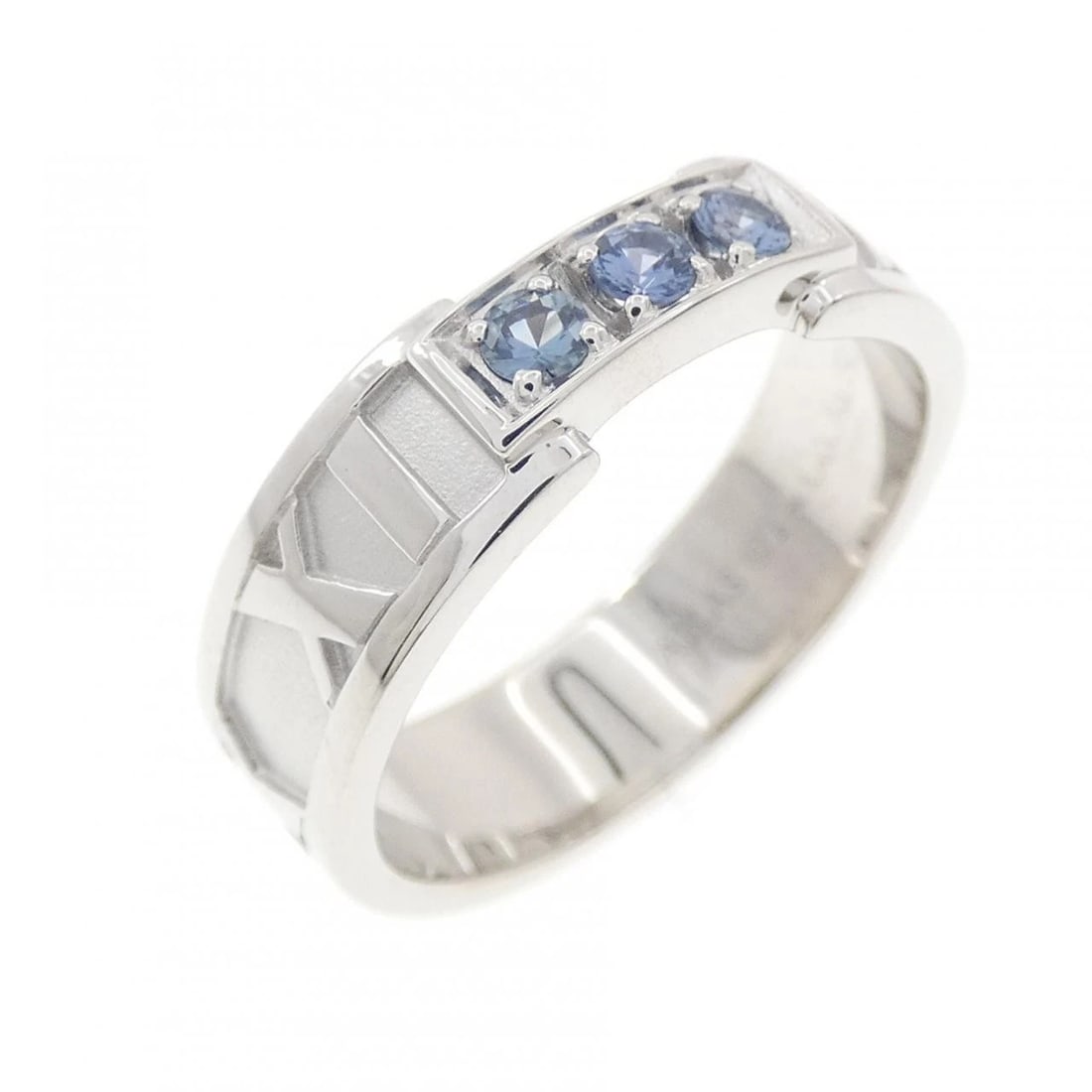 TIFFANY & CO. ATLAS CLOSED NARROW RING: TIFFANY & Co. Atlas Closed Narrow Ring Brand: TIFFANY&Co. Type: Ring Material: 750 white gold, Main Stone/Creation Sapphire Color: White Gold Size: US 5 1/4 Accessories: None Accessories N