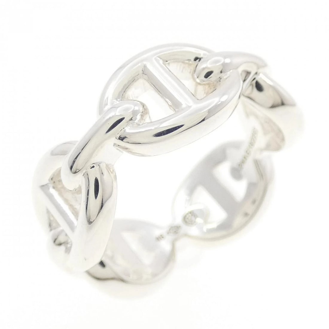 HERMES CHAINE D'ANCRE ENCHAINE RING: Hermes Chaine d'Ancre Enchaine Ring Brand: HERMES Type: Ring Material: 925Silver, Color: Silver Size: US 3 3/4 Accessories: None Accessories Notice: When purchasing pre-owned goods, please refer to