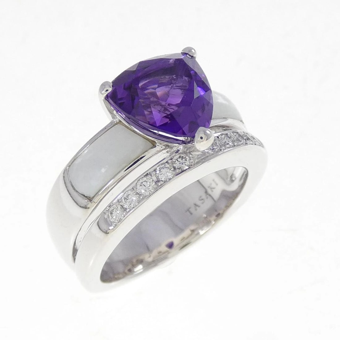 TASAKI COLORED STONE RING: Tasaki colored stone ring Brand: TASAKI Type: Ring Material: K18 white gold, Main Stone/Creation Amethyst Secondary Stone Natural Color: white gold Size: US 6 1/2 Accessories: None Accessories