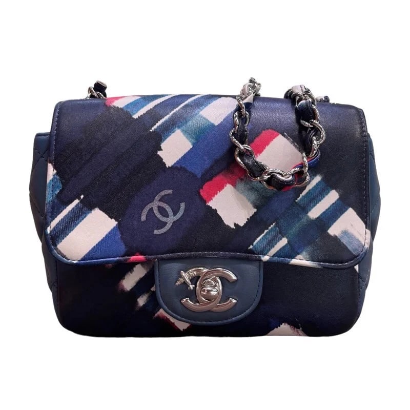 CHANEL MATELASSE CHAIN SHOULDER BAG: CHANEL Matelasse Chain Shoulder Bag Brand: CHANEL Type: Handbag Material: Calf Color: Airline / SV Hardware Size: W: 17cm / H: 11cm / D: 7.5cm / Shoulder strap: 110cm Accessories: None Acc
