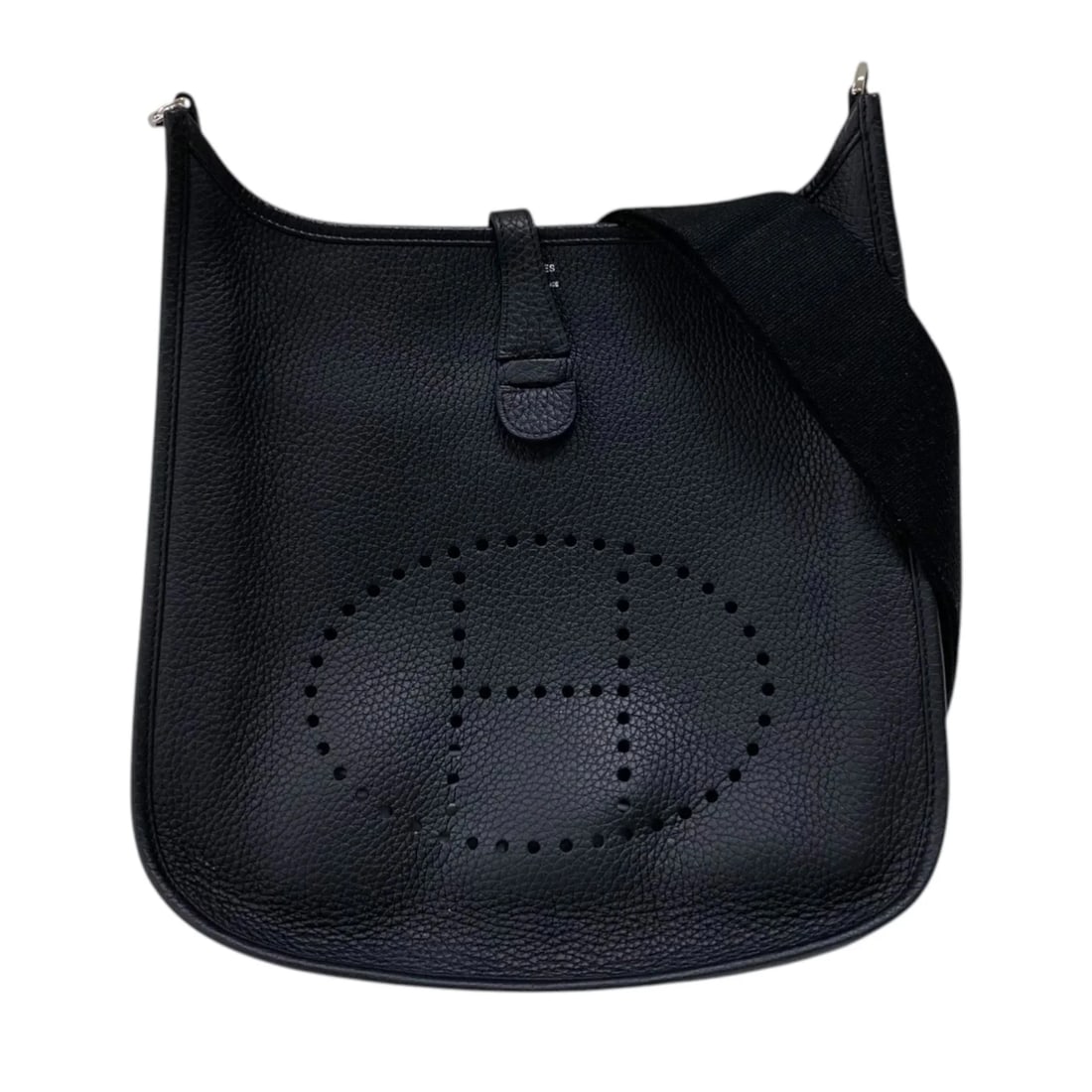 HERMES EVELYNE3 PM BLACK SHW SHOULDER BAG: HERMES Evelyne3 PM Black SHW Shoulder Bag Brand: HERMES Type: Handbag Material: Taurillon Clemence Color: Black / SV Hardware Size: W: 28cm / H: 29cm / D: 7.5cm Accessories: None Accessori