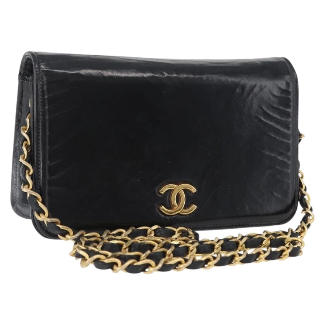 CHANEL CHAIN SHOULDER BAG PATENT LEATHER: CHANEL Chain Shoulder Bag Patent leather Brand: CHANEL Type: Shoulder Bag Material: Patent Leather Color: Black/Gold Size: W7.5 x H4.3 x D1.6inch(Approx) Accessories: None Accessories Notice: When
