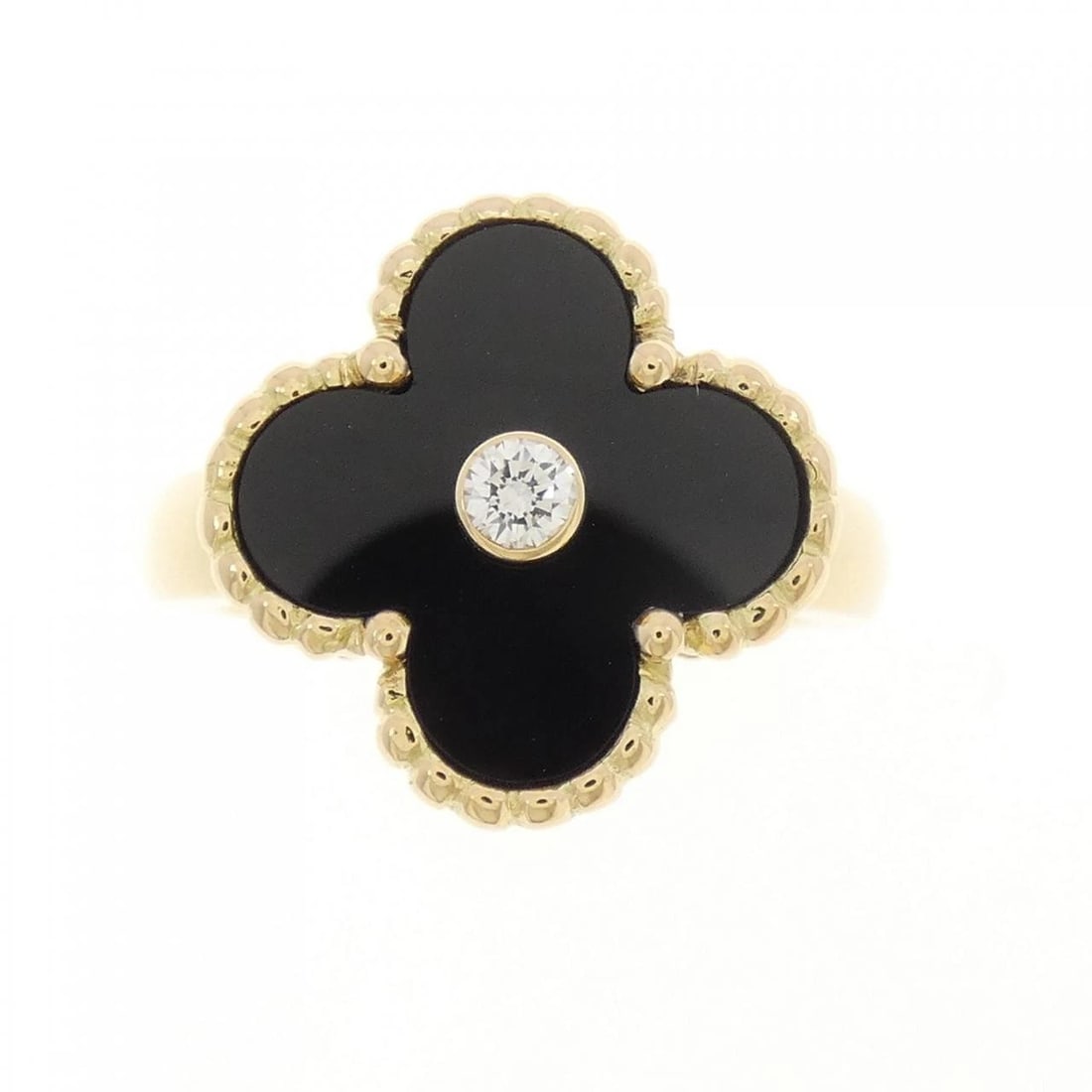 VAN CLEEF & ARPELS ALHAMBRA RING: Van Cleef & Arpels Alhambra Ring Brand: Van Cleef & Arpels Type: Ring Material: 750 yellow gold, Main Stone/Creation Onyx Secondary Stone Natural Color: yellow gold Size: US 5 1/4 Accessories: None