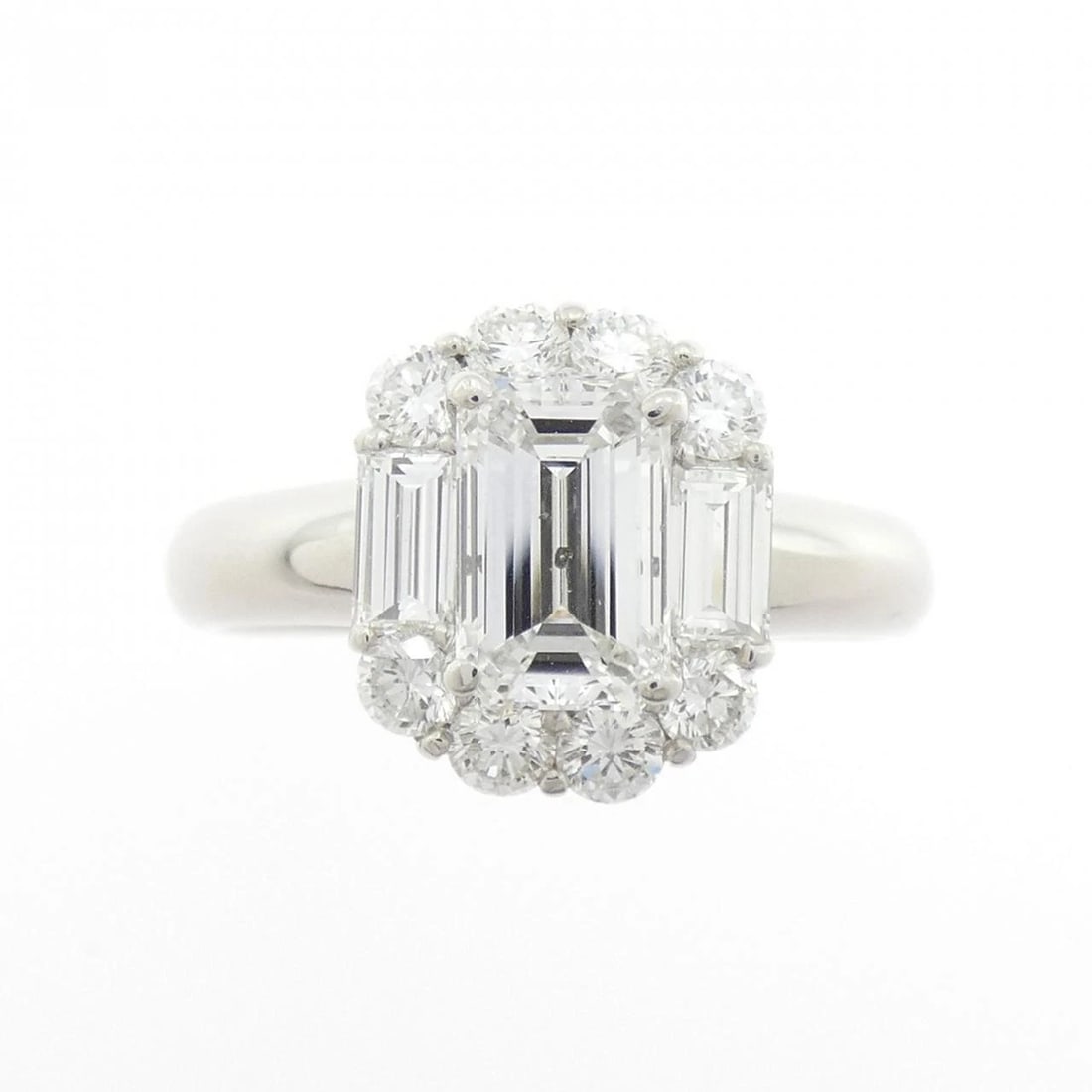 PT900 DIAMOND RING - 2