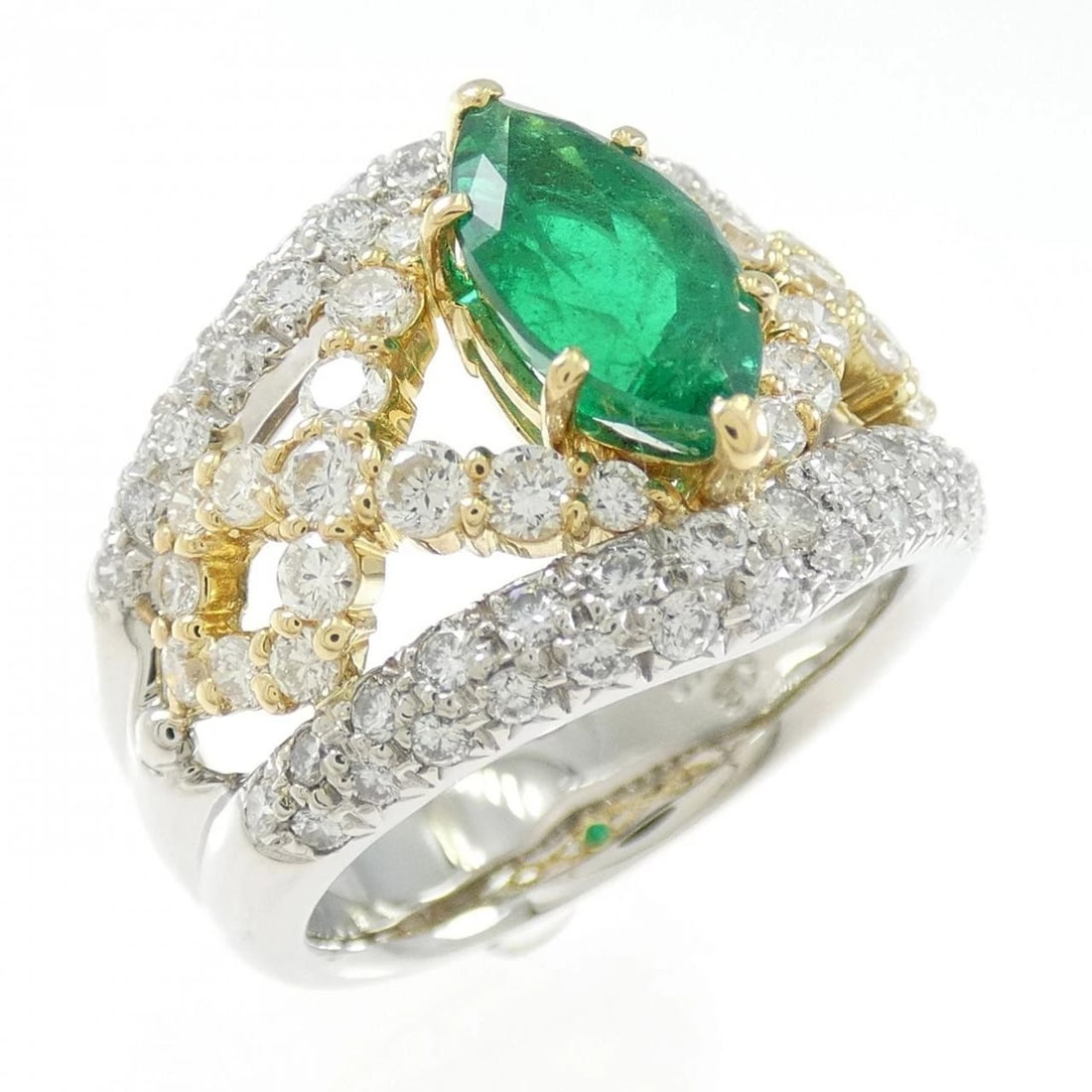 PT900/K18YG EMERALD RING: PT900/K18YG Emerald Ring Brand: Unbranded Type: Emerald Ring Material: Platinum90018K Yellow Gold, Color: Platinum Yellow Gold Size: US 6 1/4 Accessories: None Accessories Notice: When purchasing