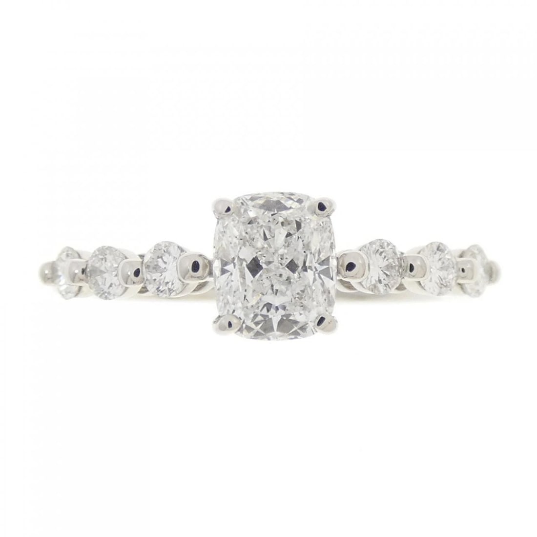 PT950 DIAMOND RING: PT950 Diamond Ring Brand: Unbranded Type: Ring with certificate Material: Platinum950, Main Stone/Creation Natural Color: Platinum Size: US 5 3/4 Accessories: None Accessories Notice: When purchasing