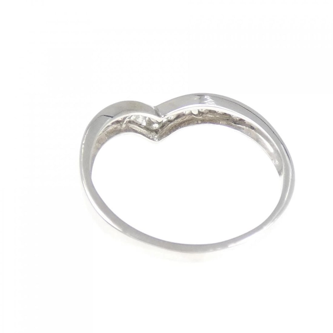 K18WG DIAMOND RING - 3
