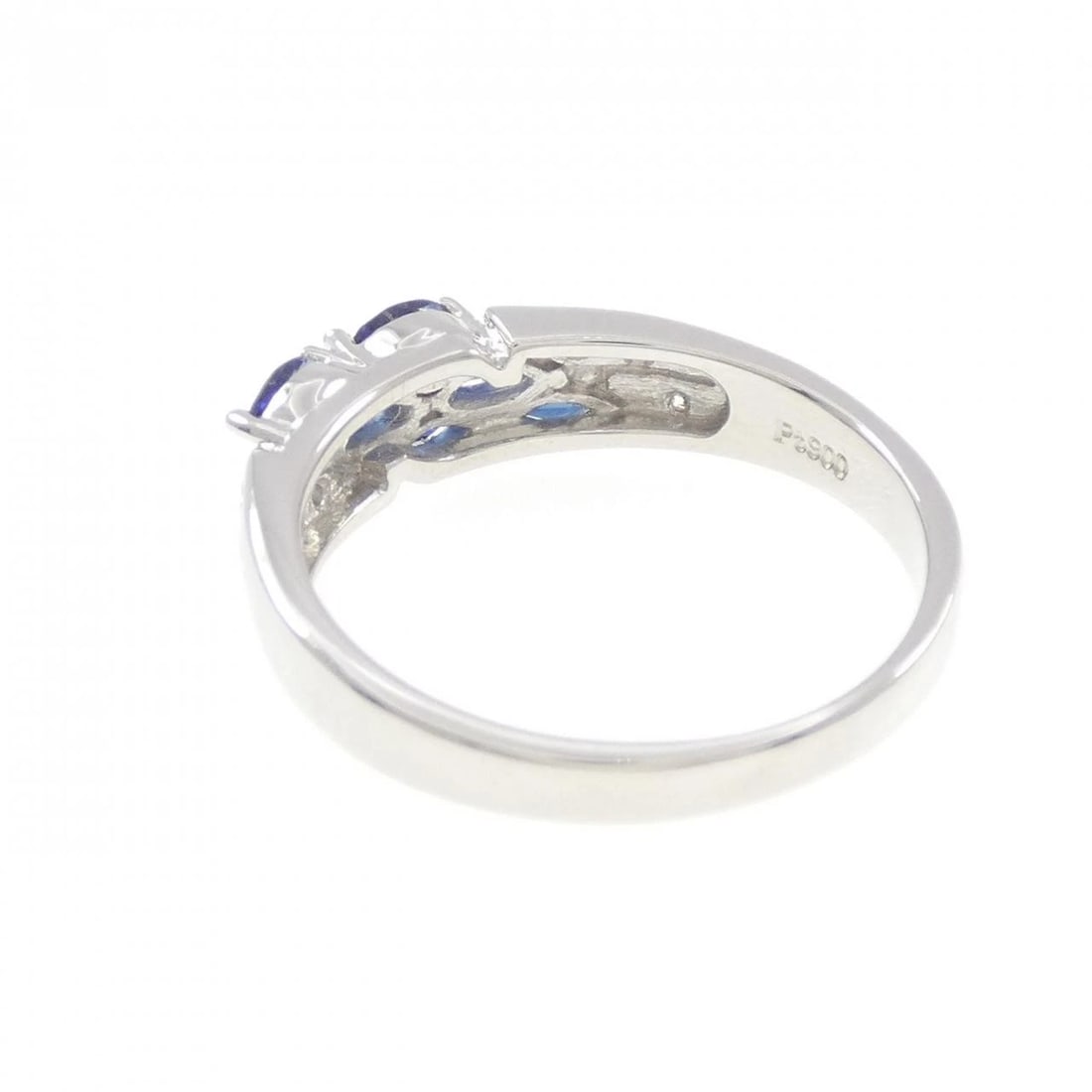 PT900 SAPPHIRE RING - 3