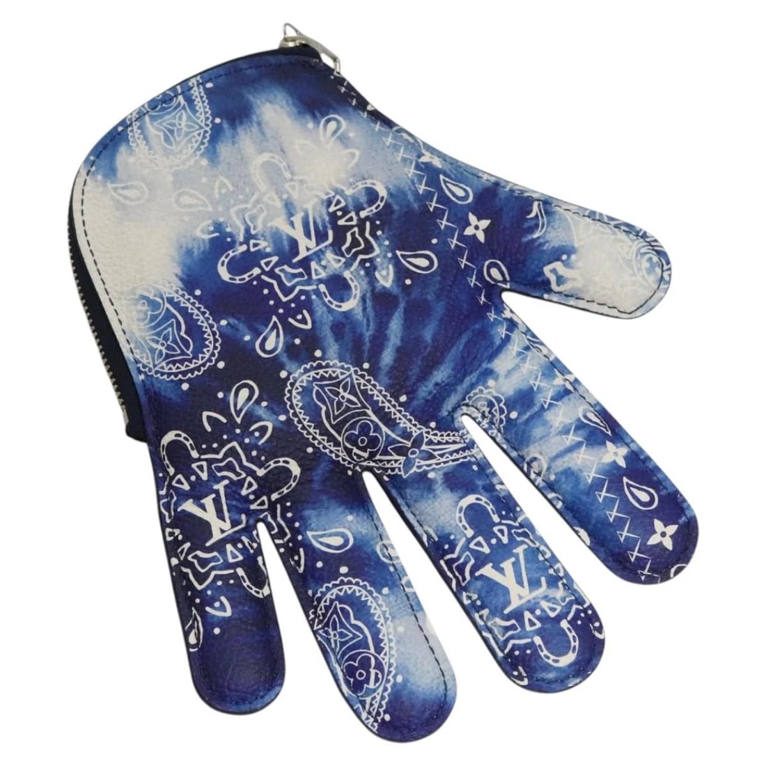 LOUIS VUITTON MONOGRAM BANDANA HIGH 5 POUCH: LOUIS VUITTON Monogram Bandana HIGH 5 Pouch Brand: LOUIS VUITTON Type: Pouch Material: none Color: White/Blue Size: W3.9 x H7.9inch(Approx) Accessories: None Accessories Notice: When purch