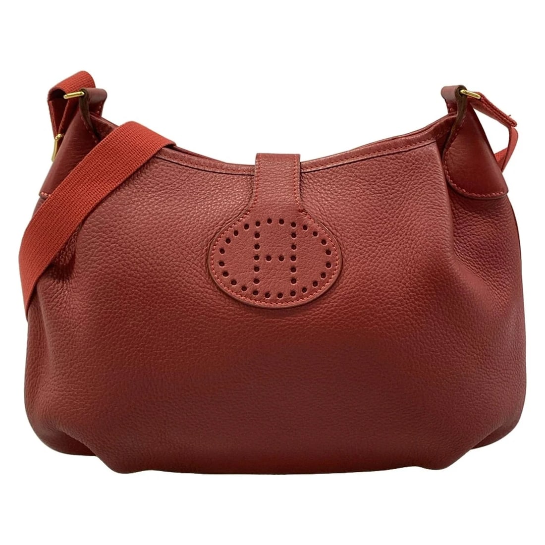 HERMES RODEO II RED TAURILLON CLEMENCE SQUARE C SHOULDER BAG: HERMES Rodeo II Red Taurillon Clemence Square C Shoulder Bag Brand: HERMES Type: Shoulder Bag Material: Exterior Material Taurillon Clemence Color: Exterior Color Red Size: Height : 9.25 inch (23.5 cm