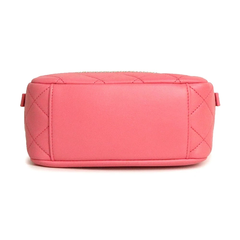 CHANEL MATELASSÉ VANITY - 5