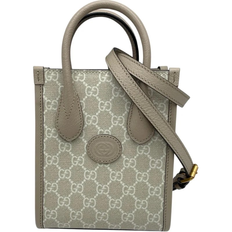 GUCCI INTERLOCKING G MINI TOTE SHOULDER BAG: GUCCI Interlocking G Mini Tote Shoulder Bag Brand: GUCCI Type: Handbag Material: Gg Supreme Color: Beige / GD Hardware Size: W: 16cm / H: 20cm / D: 4.5cm Accessories: None Accessories Noti