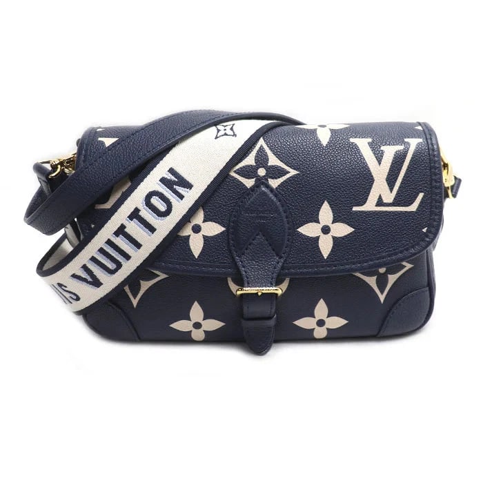 LOUIS VUITTON DIANE NM MONOGRAM: LOUIS VUITTON Diane NM Monogram Brand: LOUIS VUITTON Type: Handbag Material: Monogram Empreinte Color: Navy/Beige Size: W24cm x H15cm x D9cm Handle: 56cm Accessories: None Accessories Noti