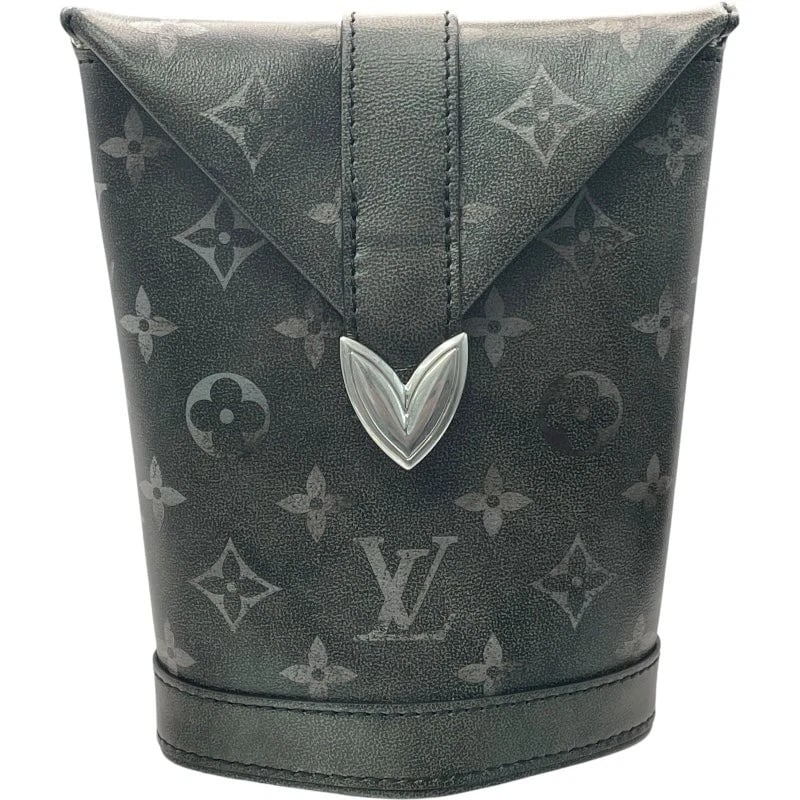 LOUIS VUITTON ENVELOPPE POUCH SHOULDER BAG: LOUIS VUITTON Enveloppe Pouch Shoulder Bag Brand: LOUIS VUITTON Type: Handbag Material: Brushed Monogram Color: black Size: W: 12.5cm / H: 18cm / D: 8.5cm Accessories: None Accessories Not