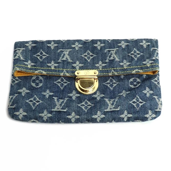 LOUIS VUITTON POCHETTE PLAT CLUTCH BAG: LOUIS VUITTON Pochette Plat Clutch Bag Brand: LOUIS VUITTON Type: Handbag Material: Monogram Denim Color: Blue Size: W22.5cm x H14cm x D1cm Accessories: None Accessories Notice: When purch