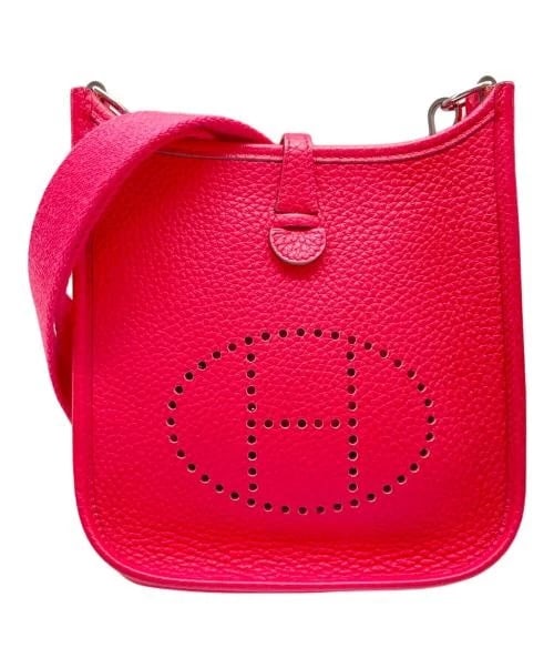 HERMES EVELYNE CLEMENCE LEATHER: HERMES Evelyne Clemence Leather Brand: HERMES Type: Handbag Material: Taurillon Clemence Color: Rose Extreme / Pink Size: H:19.0cm / W:18.0cm / D:5.50cm Accessories: None Accessories Notic
