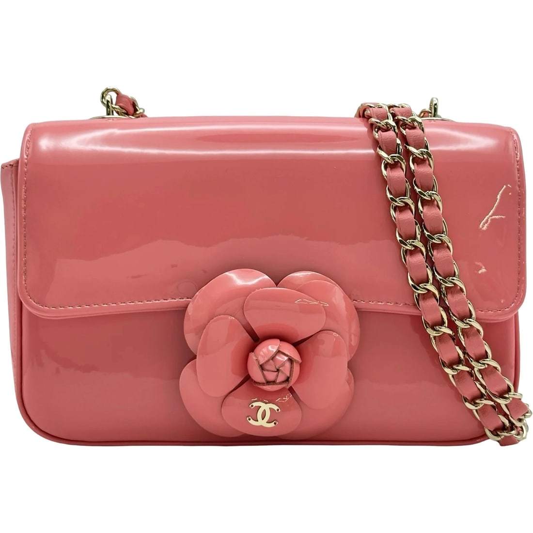 CHANEL CAMELLIA MINI MATELASSÉ SHOULDER BAG: CHANEL Camellia Mini Matelassé Shoulder Bag Brand: CHANEL Type: Handbag Material: Patent Color: Pink // GD Hardware Size: W: 20cm / H: 13cm / D: 6.5cm Accessories: None Accessories Notice: