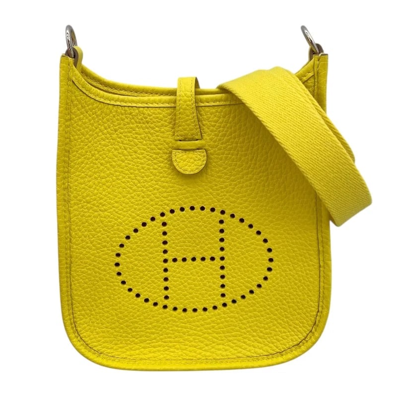 HERMES EVELYNE TPM LIME/SHW SHOULDER BAG: HERMES Evelyne TPM Lime/SHW Shoulder Bag Brand: HERMES Type: Handbag Material: Taurillon Color: Lime/SV Hardware Size: W: 16cm / H: 18cm / D: 5cm Accessories: None Accessories Notice: When
