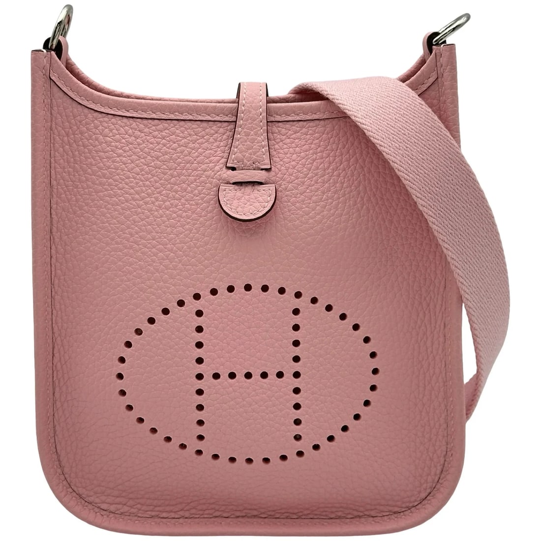 HERMES EVELYNE TPM SHOULDER BAG: HERMES Evelyne TPM Shoulder Bag Brand: HERMES Type: Handbag Material: Taurillon Clemence Color: Rose Sakura / SV Hardware Size: W: 16cm / H: 19cm / D: 6cm Accessories: None Accessories Not