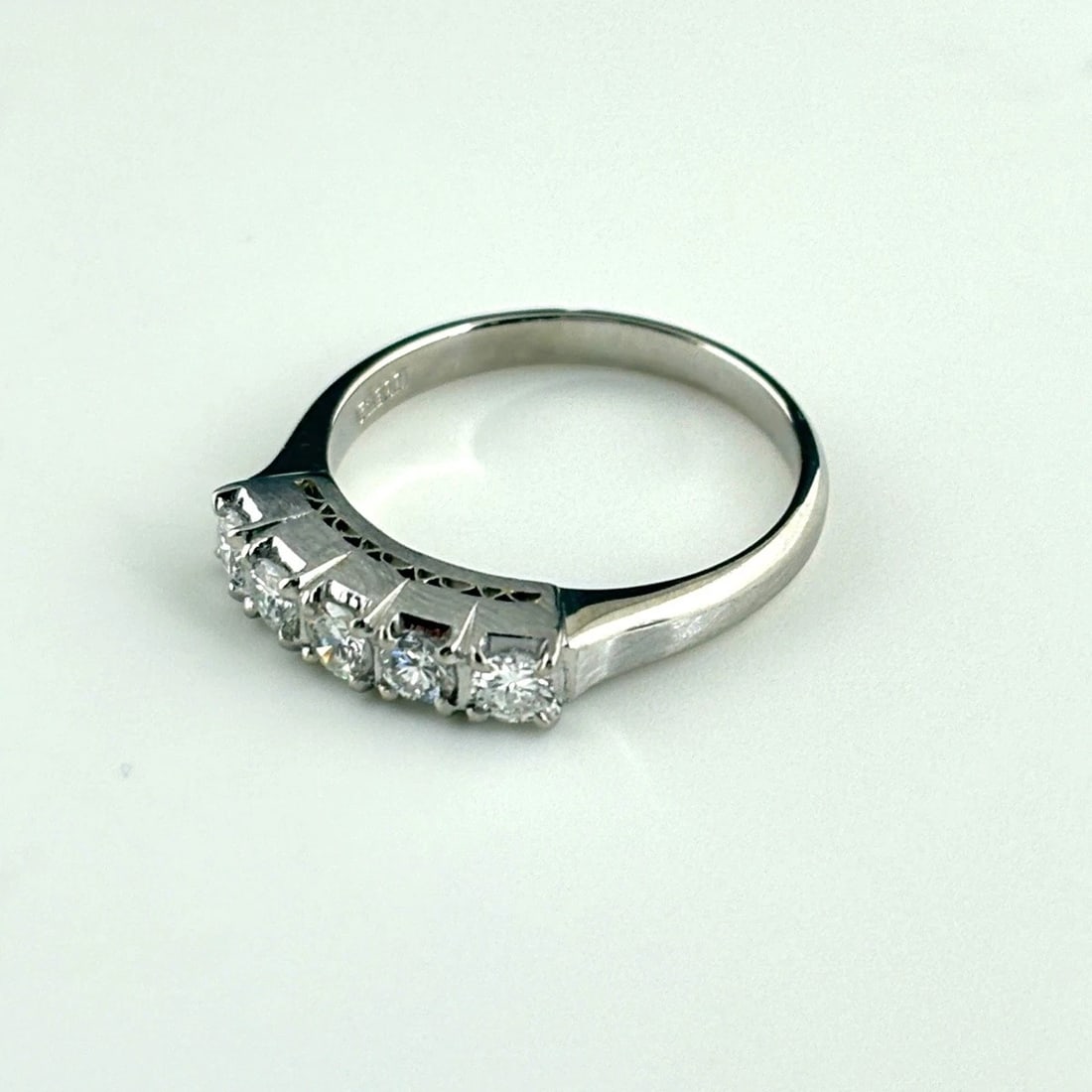 MELEE DIAMOND DESIGN RING PLATINUM PT900: Melee Diamond Design Ring Platinum Pt900 Brand: Unbranded Type: Ring Material: Pt900, Color: Platinum Size: US 6.5 to 7 Accessories: None Accessories Notice: When purchasing pre-owned good