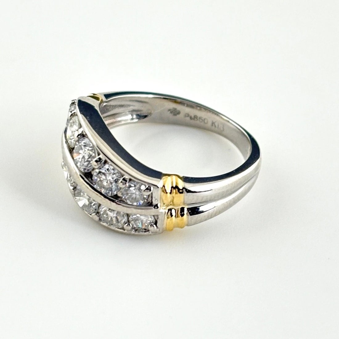 MELEE DIAMOND DESIGN RING YELLOW GOLD: Melee Diamond Design Ring Yellow Gold Brand: Unbranded Type: Ring Material: Pt850, Color: YellowGold Platinum Size: US 4.5 to 5 Accessories: None Accessories Notice: When purchasing pre-ow