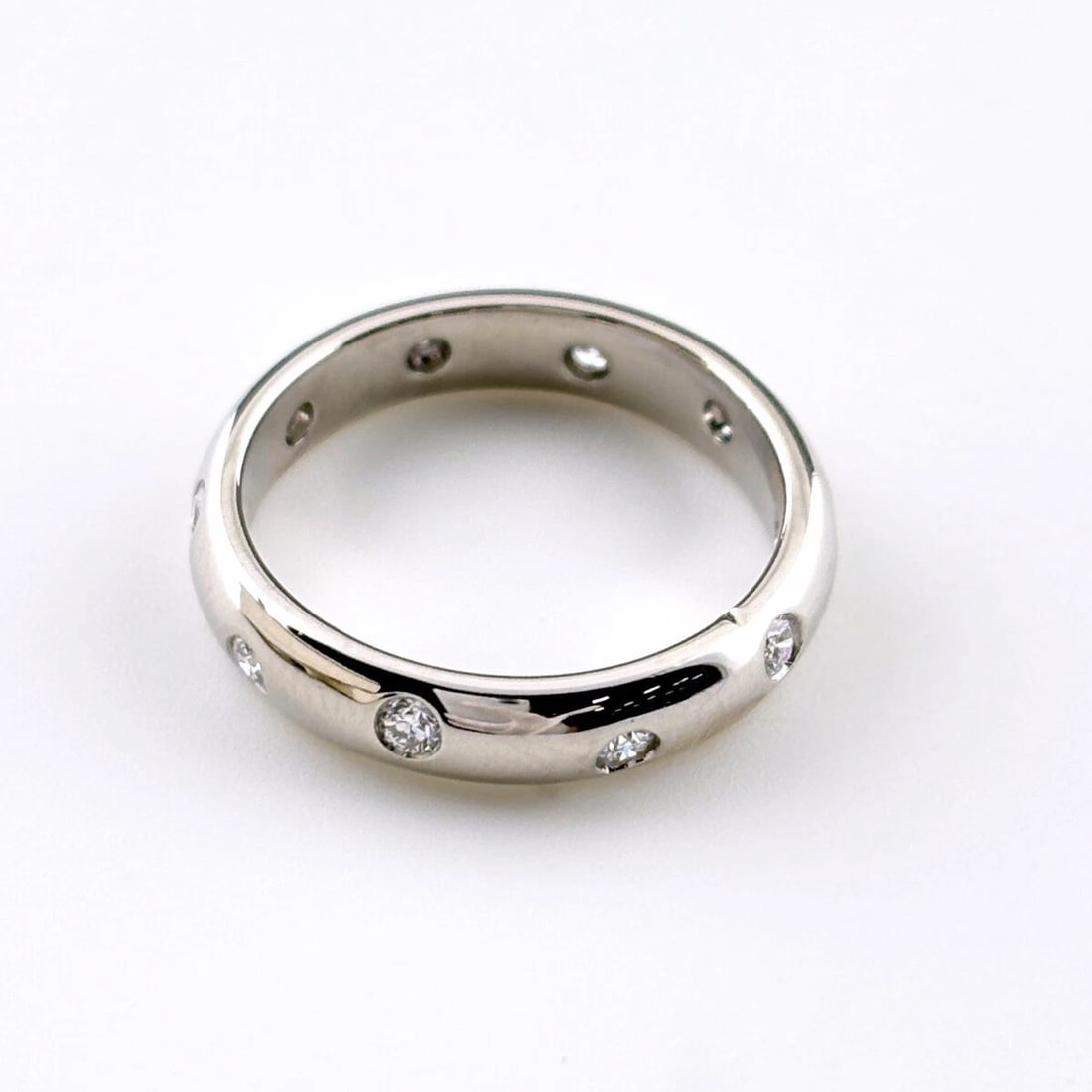 TIFFANY&CO. DOTS DIAMOND RING PLATINUM: Tiffany&Co. Dots Diamond Ring Platinum Brand: TIFFANY&Co. Type: Ring Material: Pt950, Color: Platinum Size: US 5 Accessories: None Accessories Notice: When purchasing pre-owned goods, plea