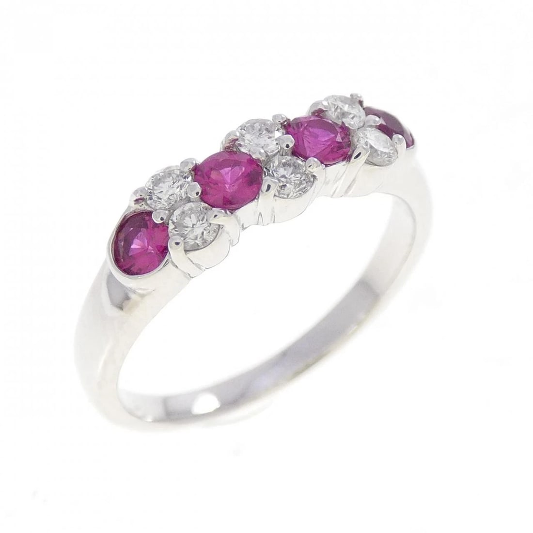 K18WG RUBY RING (1 of 2)