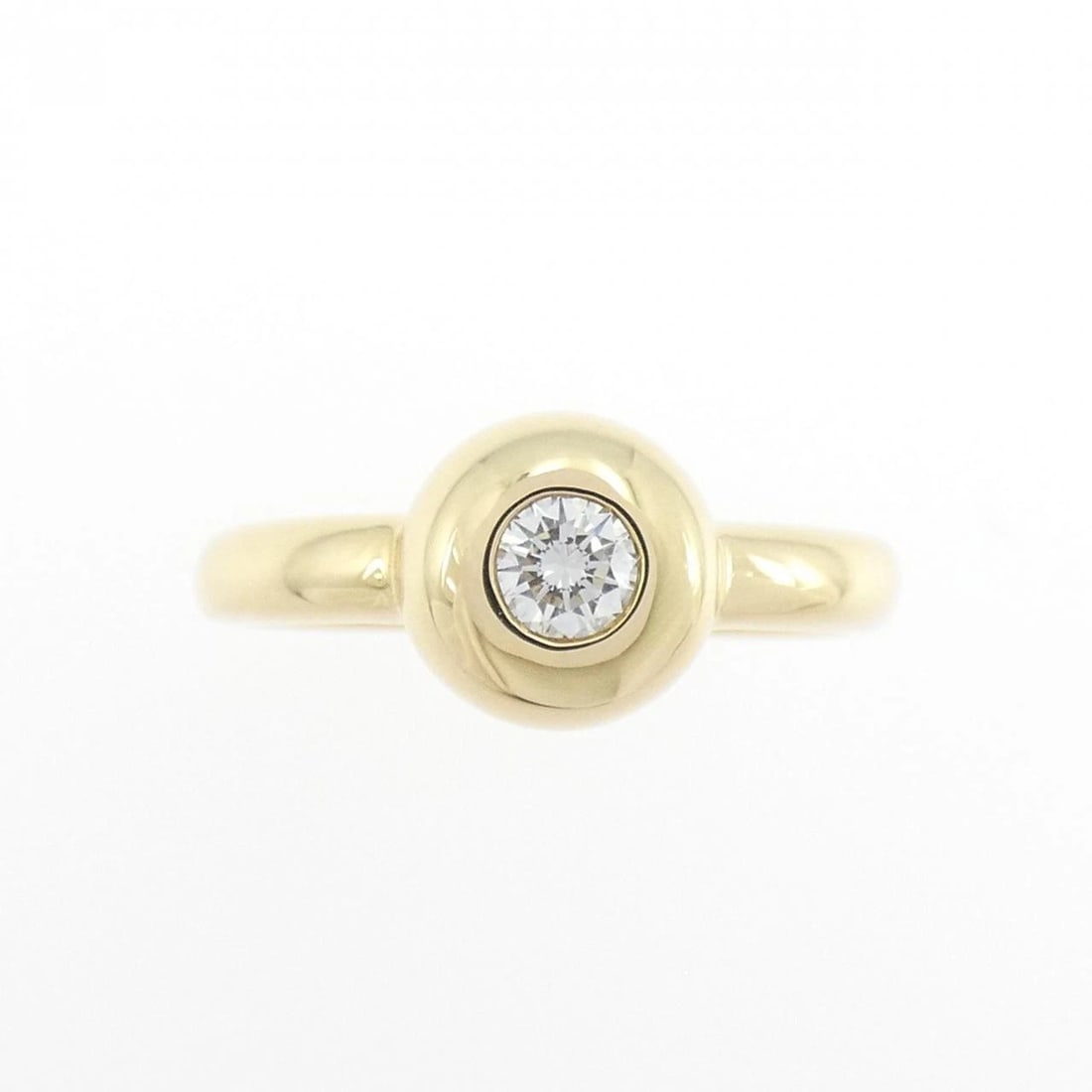 750YG SOLITAIRE DIAMOND RING: 750YG Solitaire Diamond Ring Brand: Unbranded Type: Diamond ring Material: 750YG, Main Stone/Creation Natural Color: Yellow Gold Size: US 5 Accessories: None Accessories Notice: When purchasing