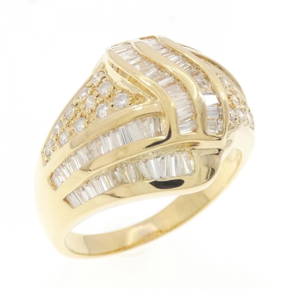 K18YG DIAMOND RING: K18YG Diamond Ring Brand: Unbranded Type: Diamond Ring Material: K18YG, Main Stone/Creation Natural Color: Yellow Gold Size: US 7 Accessories: None Accessories Notice: When purchasing pre-