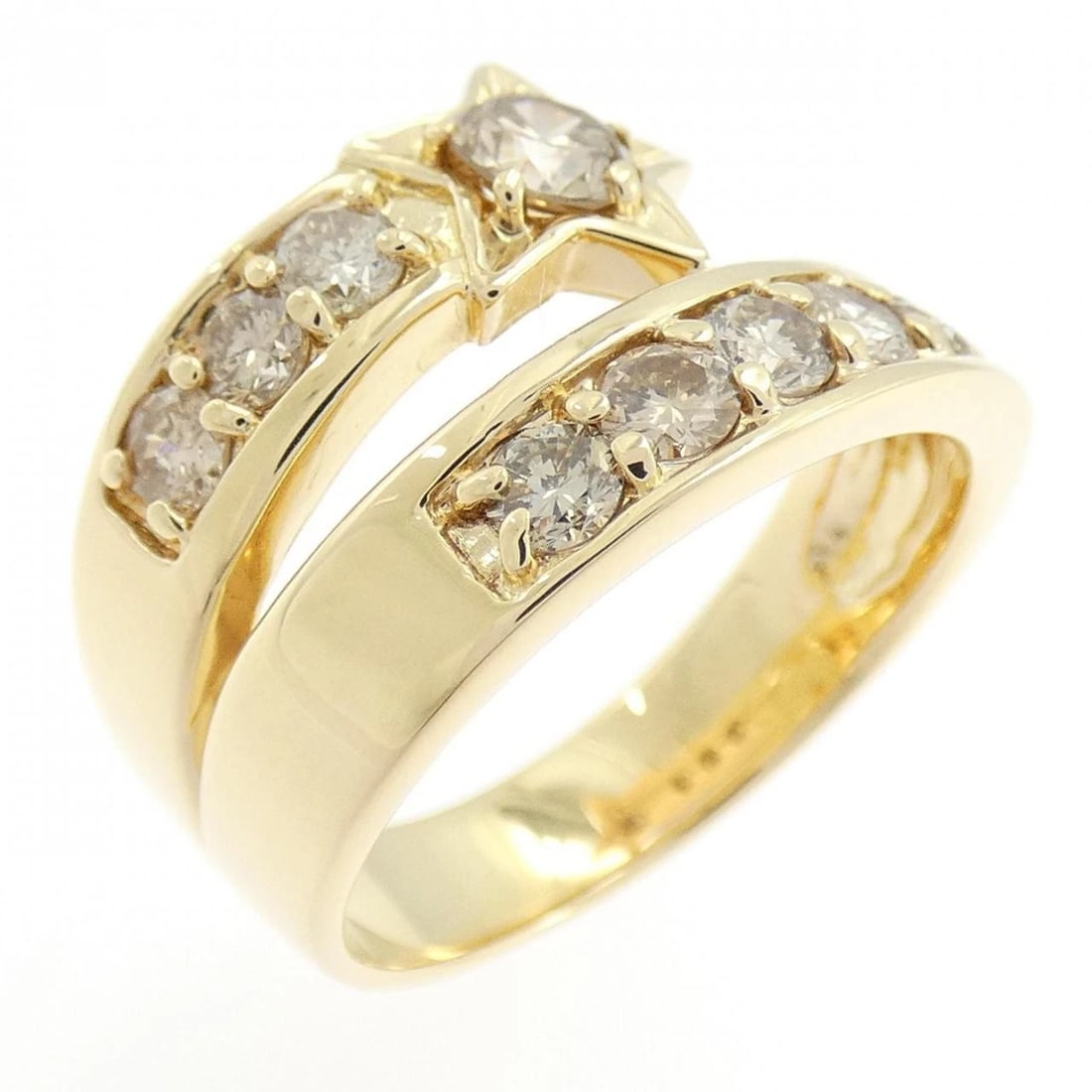 K18YG STAR DIAMOND RING: K18YG Star Diamond Ring Brand: Unbranded Type: Diamond ring Material: K18YG, Main Stone/Creation Natural Color: Yellow Gold Size: US 5 1/2 Accessories: None Accessories Notice: When purchasing