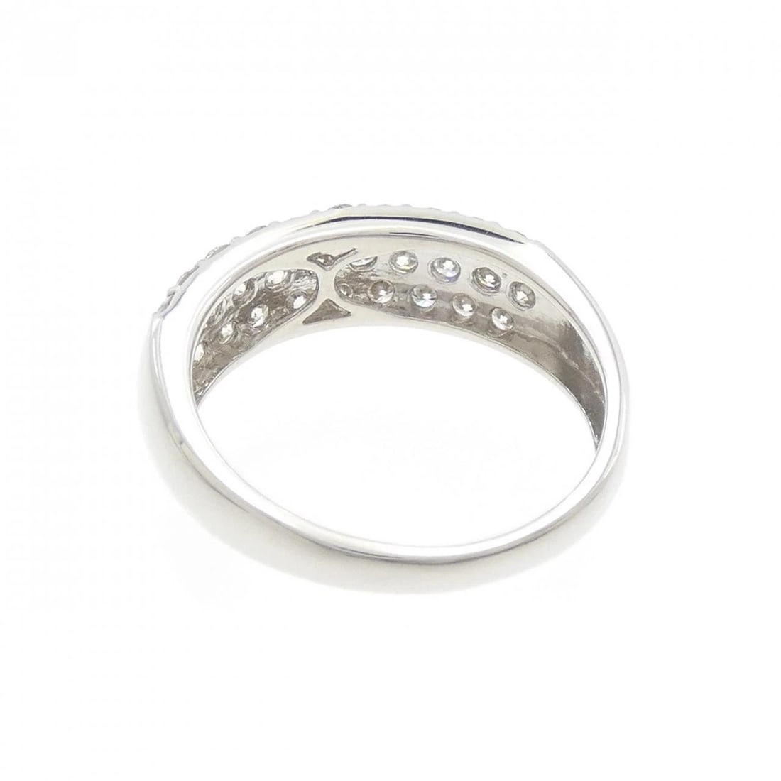 PT900 PAVE DIAMOND RING - 3
