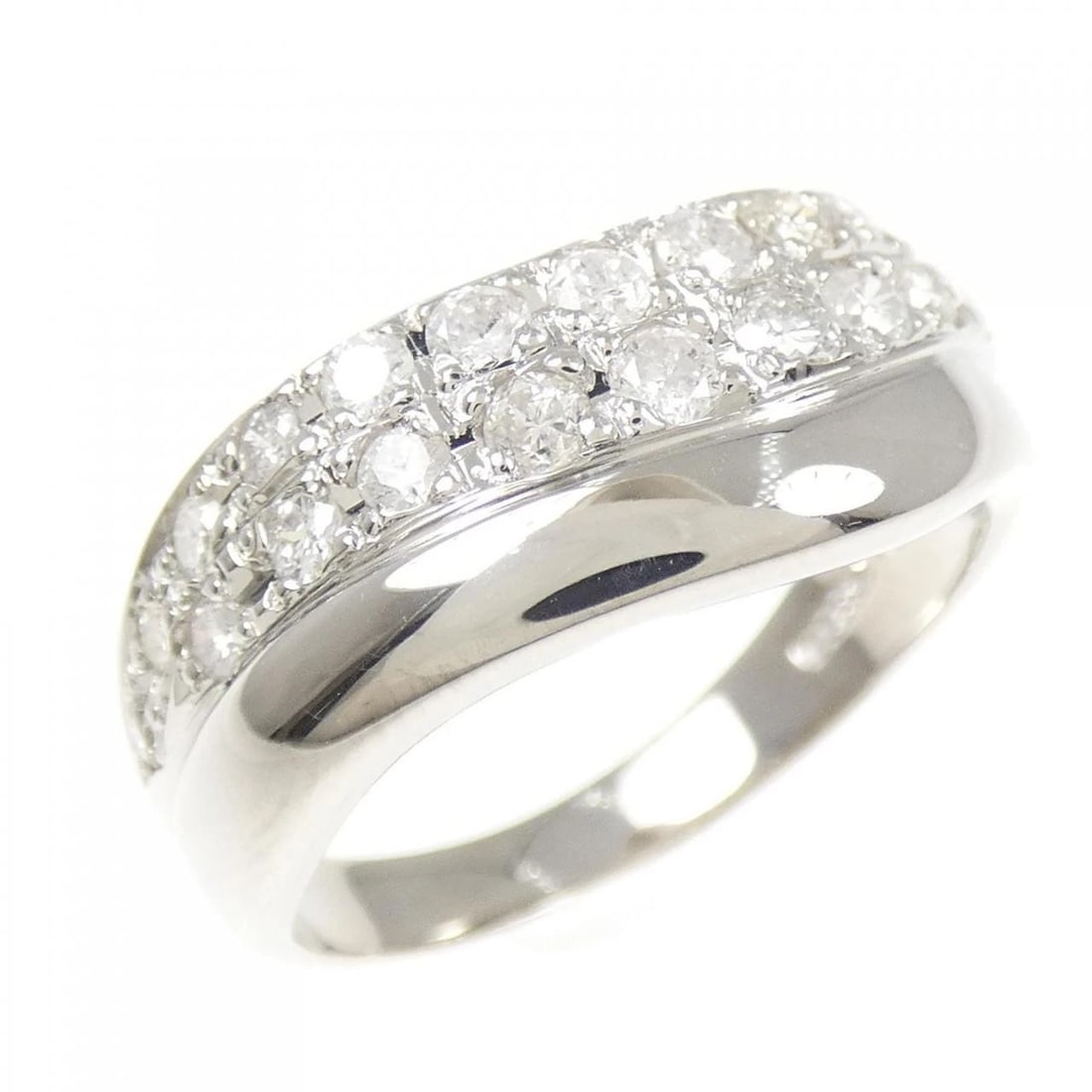 PT850 DIAMOND RING: PT850 Diamond Ring Brand: Unbranded Type: Diamond Ring Material: PT850, Main Stone/Creation Natural Color: Silver Size: US 6 1/4 Accessories: None Accessories Notice: When purchasing pre-owned goods,