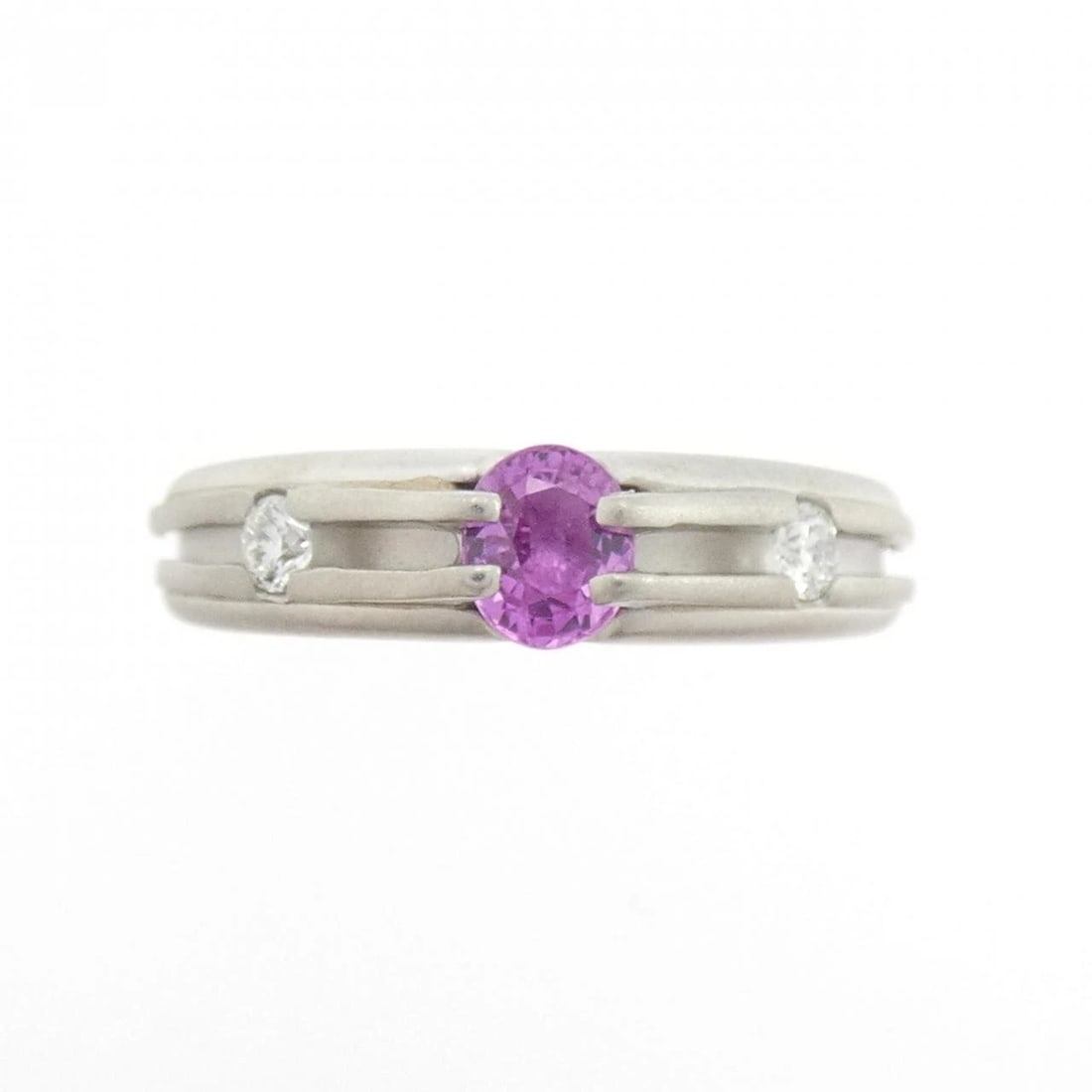 PT900 SAPPHIRE RING: PT900 Sapphire Ring Brand: Unbranded Type: Sapphire Ring Material: PT900, Main Stone/Creation Sapphire Secondary Stone Diamond Color: Silver Size: US 6 1/4 Accessories: None Accessories Notice: When