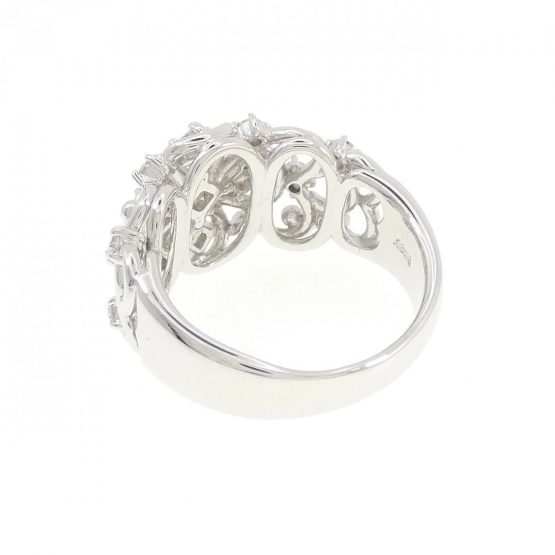 K18WG DIAMOND RING - 2