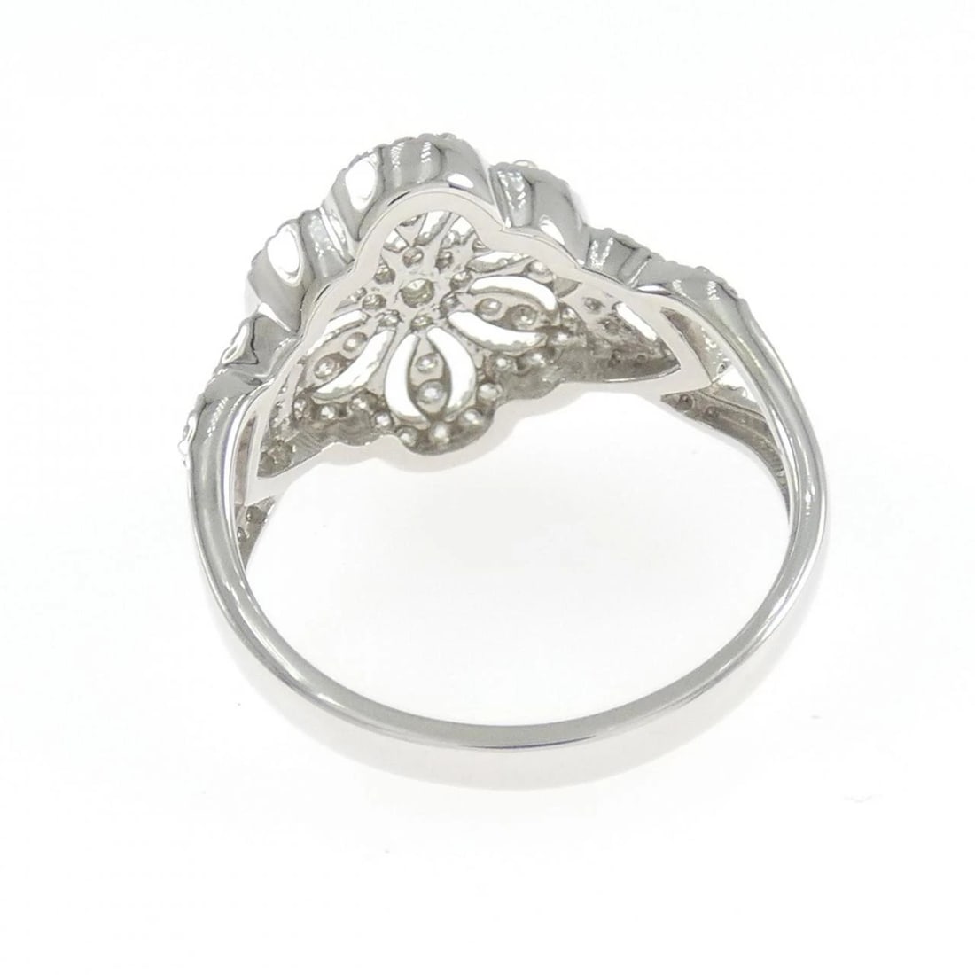 PT900 FLOWER DIAMOND RING - 3